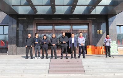 尊龙中国官方网站举办2024“同心庆华诞  聚力向未来”职工拔河比赛